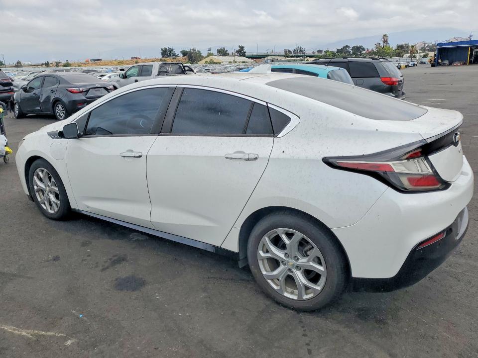Photo 2 from auction – 2017 CHEVROLET VOLT with VIN 1G1RD6S53HU101764