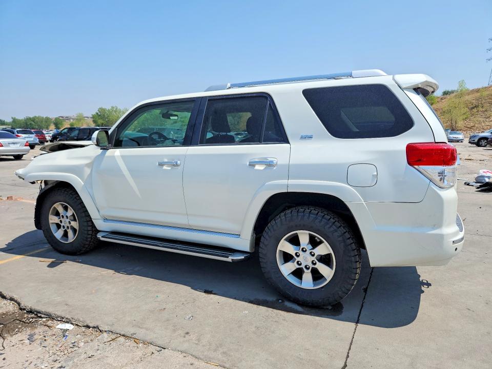Фото 2 с аукциона – 2013 TOYOTA 4RUNNER с VIN JTEBU5JR5D5117293
