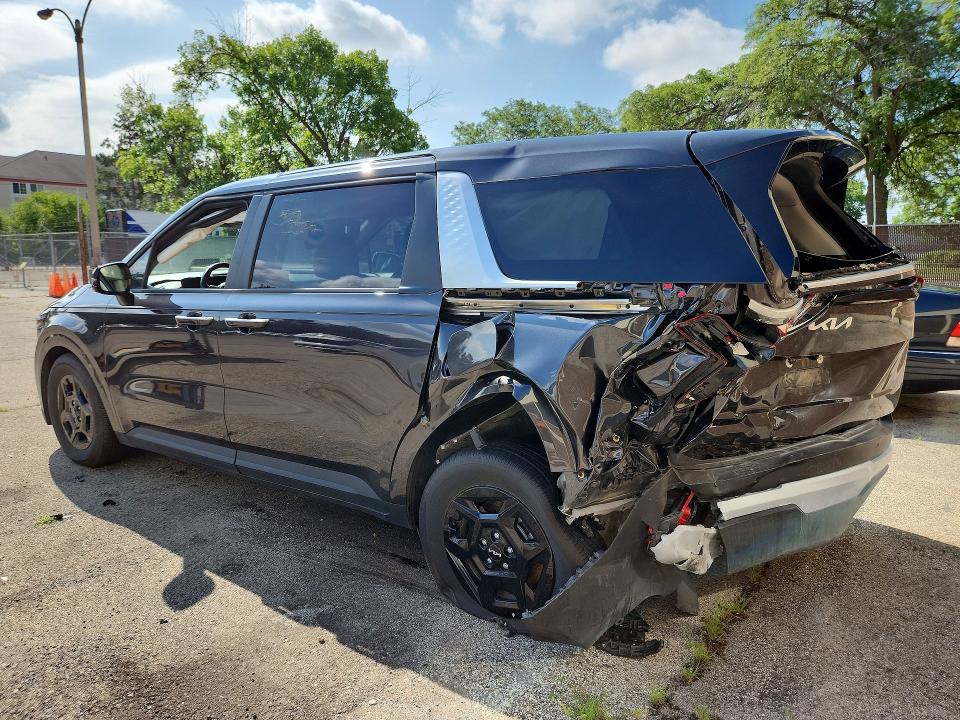 Photo 2 from auction – 2026 KIA CARNIVAL with VIN KNDNB5K36T6611043