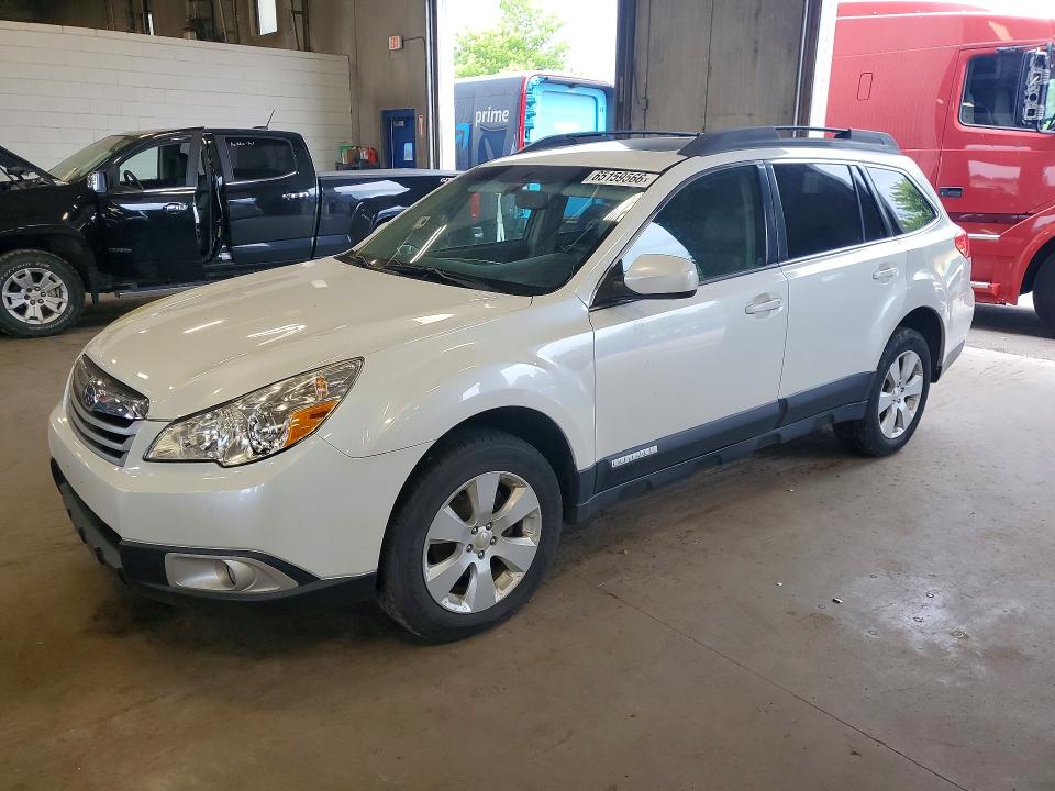 2010 SUBARU OUTBACK - Търг №65159566