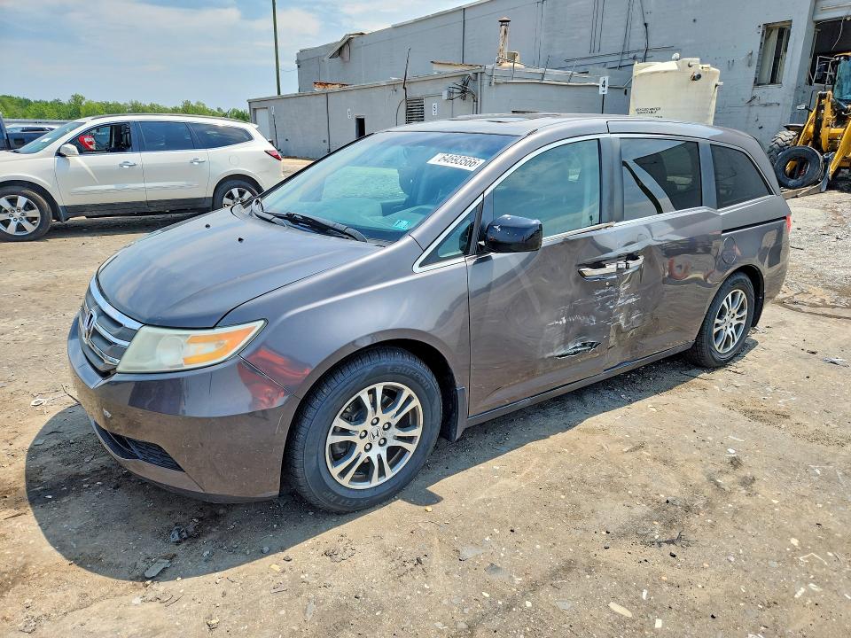 Photo 1 from auction – 2013 HONDA ODYSSEY with VIN 5FNRL5H67DB023822