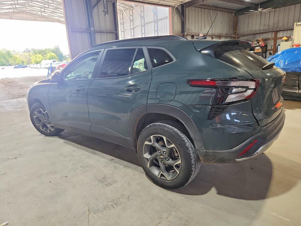 Photo 2 from auction – 2026 CHEVROLET TRAX with VIN KL77LHEP7TC101028