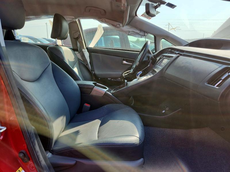 Photo 7 from auction – 2014 TOYOTA PRIUS with VIN JTDKN3DUXE0359551