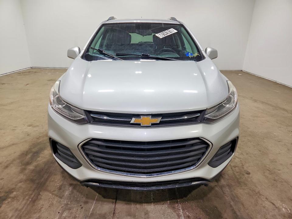 Photo 5 from auction – 2017 CHEVROLET TRAX with VIN 3GNCJPSB8HL167665