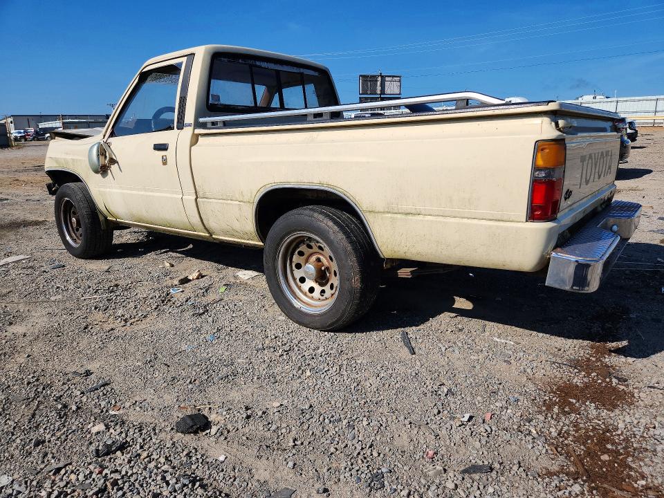 Photo 2 from auction – 1986 TOYOTA PICKUP with VIN JT4RN50R9G0128056