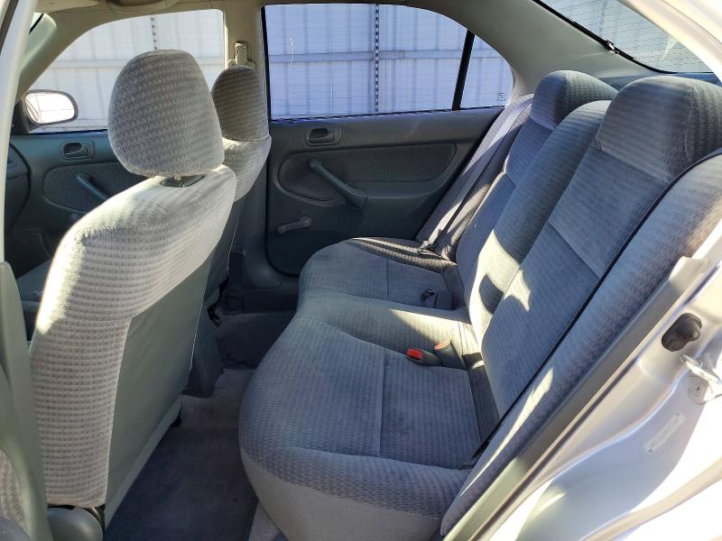 Photo 10 from auction – 2000 HONDA CIVIC with VIN 2HGEJ6615YH577606
