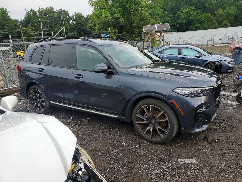 Zdjęcie 4 z aukcji – 2022 BMW X7 z VIN 5UXCW2C02N9K00379