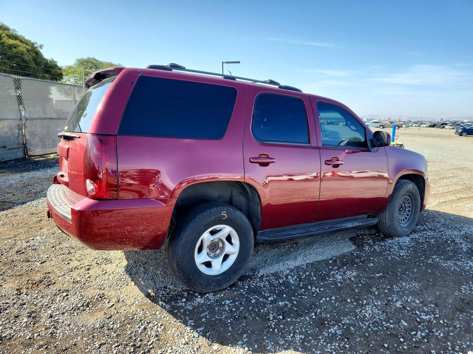 Photo 3 from auction – 2007 GMC YUKON with VIN 1GKFC13J27J102355