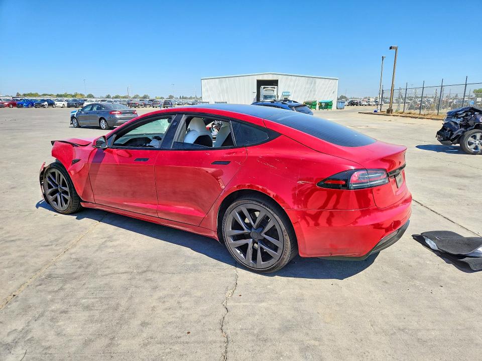 Photo 2 from auction – 2022 TESLA MODEL S with VIN 5YJSA1E56NF473877