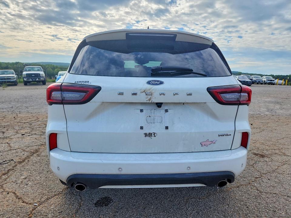 Photo 6 from auction – 2023 FORD ESCAPE with VIN 1FMCU9MN3PUA43838
