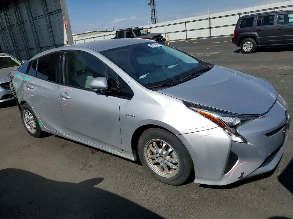 Photo 4 from auction – 2017 TOYOTA PRIUS with VIN JTDKARFU2H3536656