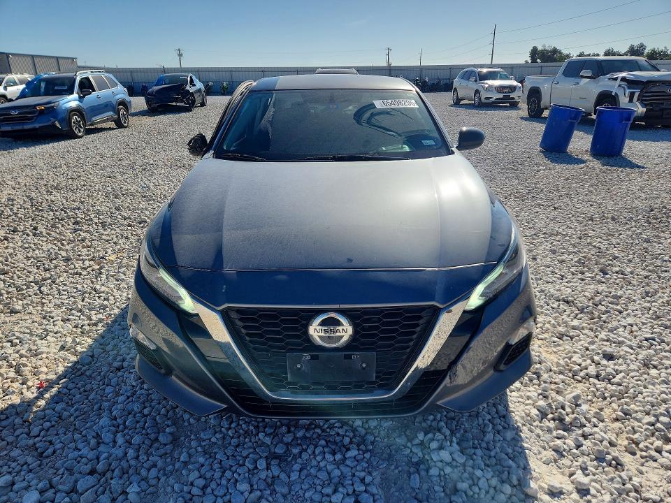 Photo 5 from auction – 2019 NISSAN ALTIMA with VIN 1N4BL4CV6KC135814