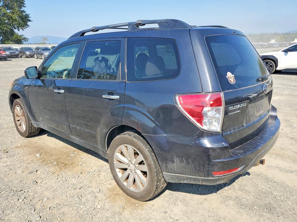 Photo 2 from auction – 2012 SUBARU FORESTER with VIN JF2SHADC9CH442102