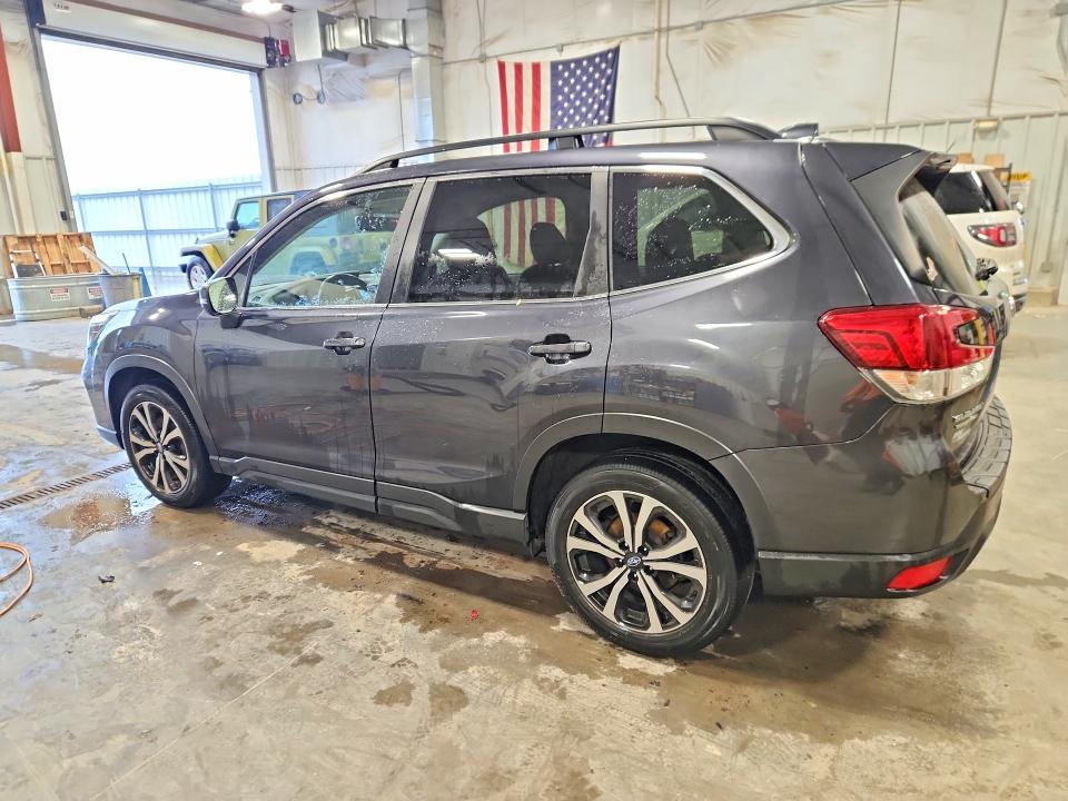 Photo 2 from auction – 2019 SUBARU FORESTER with VIN JF2SKASC6KH429214