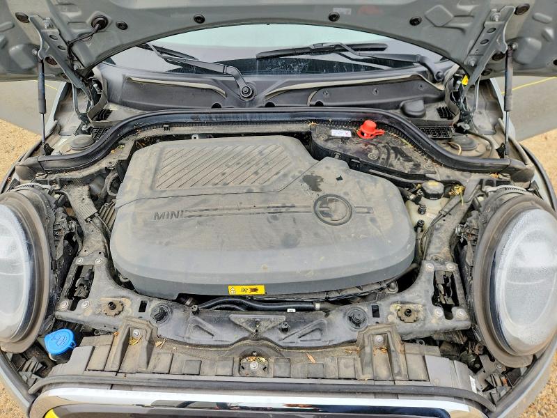 Photo 11 from auction – 2021 MINI COOPER with VIN WMWXP3C08M2N51467