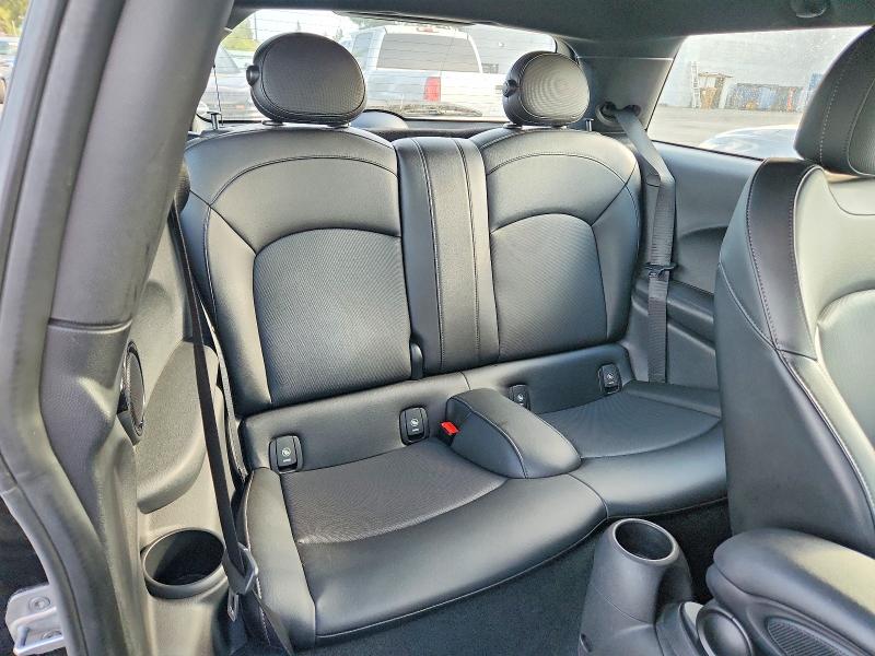 Photo 10 from auction – 2017 MINI COOPER with VIN WMWXP7C56H2C61286