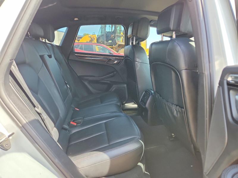 Photo 10 from auction – 2019 PORSCHE MACAN with VIN WP1AA2A52KLB01693