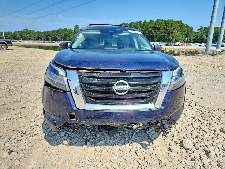Photo 5 from auction – 2022 NISSAN PATHFINDER with VIN 5N1DR3BAXNC242441