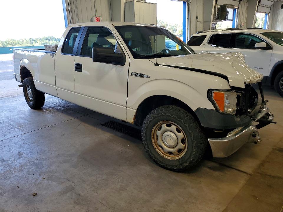 Photo 4 from auction – 2011 FORD F150 with VIN 1FTVX1CF9BKD87727