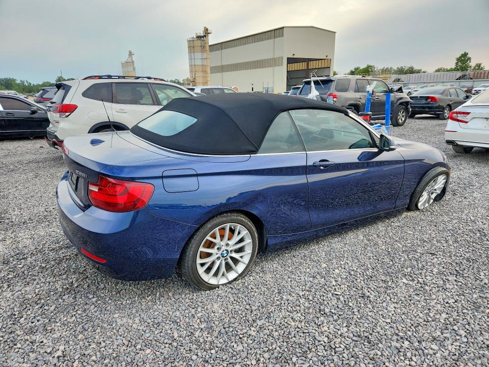 Photo 3 from auction – 2016 BMW 228 with VIN WBA1L9C52GV767530