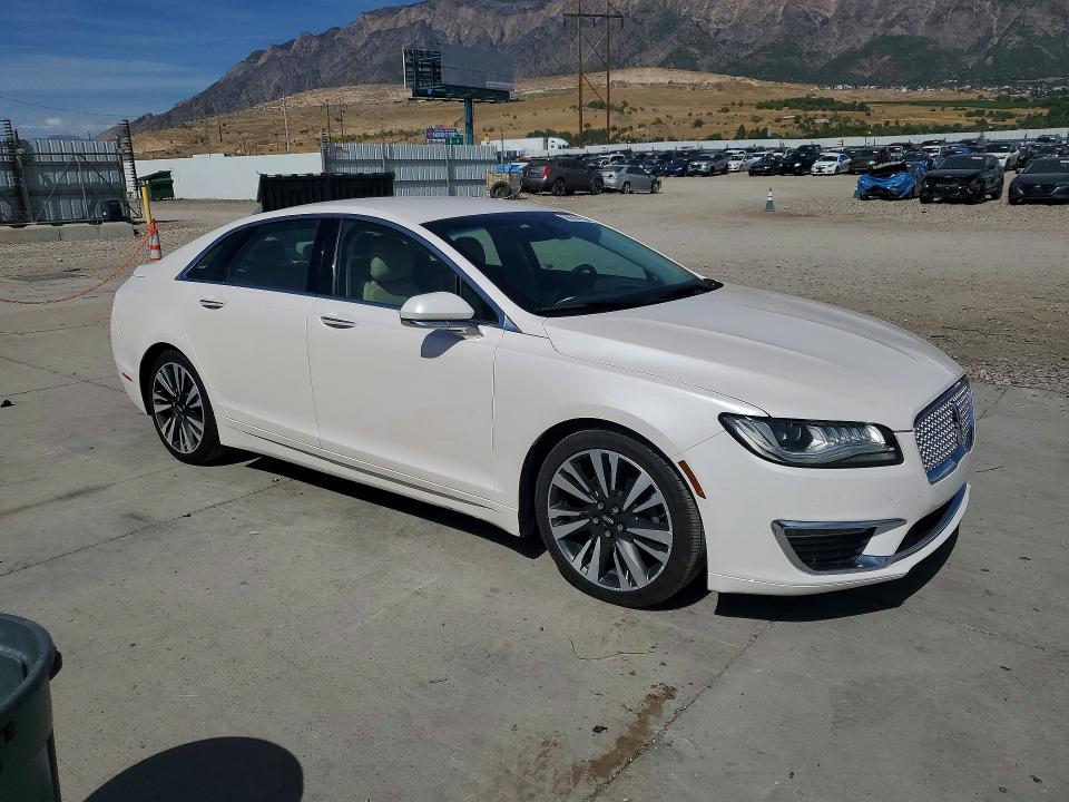 Zdjęcie 4 z aukcji – 2017 LINCOLN MKZ z VIN 3LN6L5F94HR650820