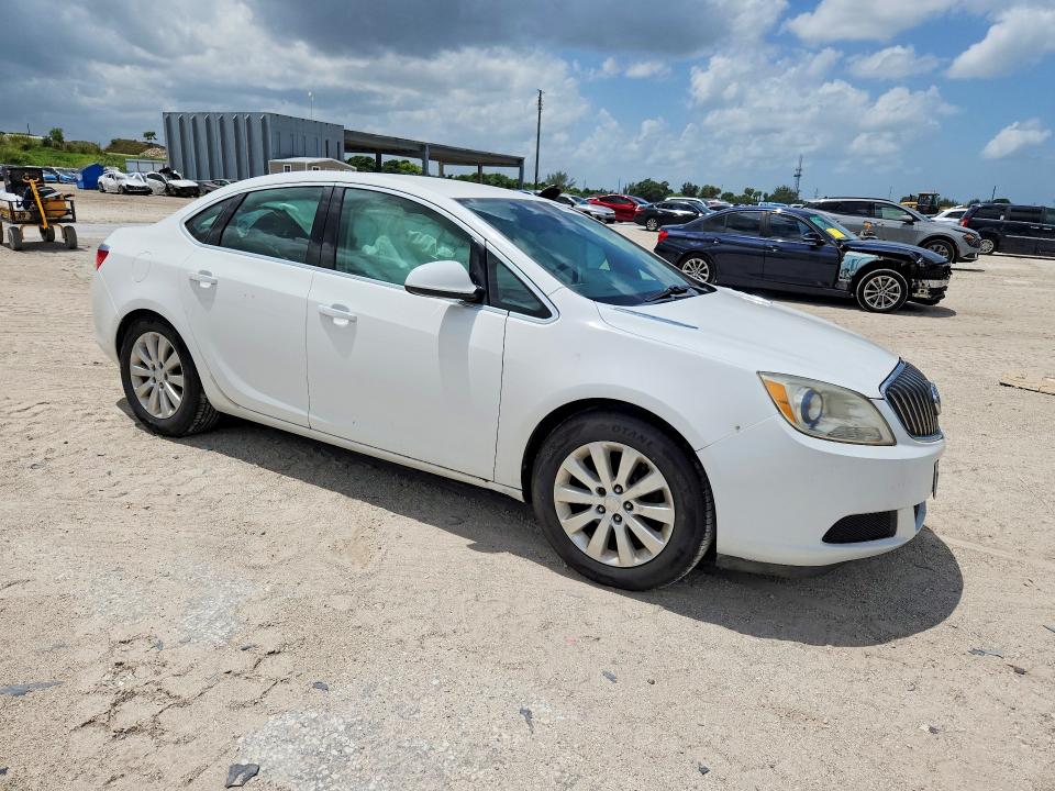Photo 4 from auction – 2015 BUICK VERANO with VIN 1G4PP5SK0F4218541