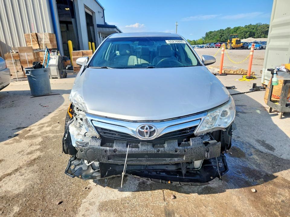 Zdjęcie 5 z aukcji – 2012 TOYOTA CAMRY z VIN 4T4BF1FK6CR260875