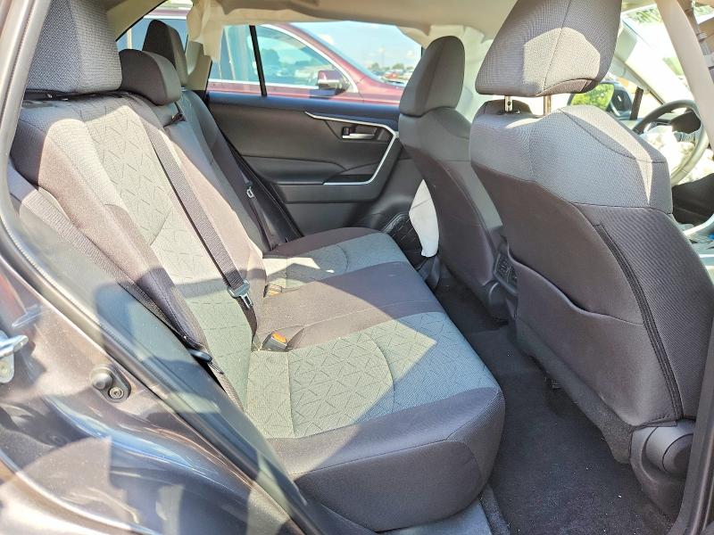 Снимка 11 от търг – 2025 TOYOTA RAV4 с VIN 2T3P1RFV1SW625816