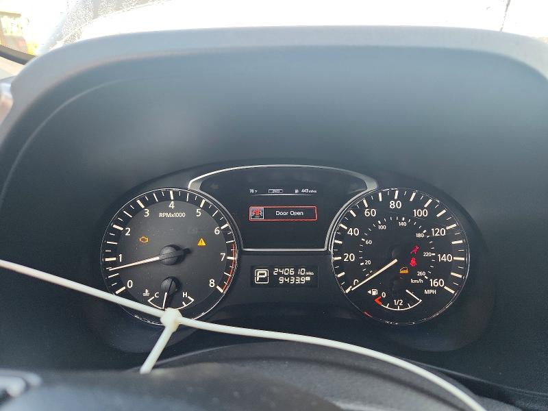 Photo 9 from auction – 2015 NISSAN PATHFINDER with VIN 5N1AR2MMXFC711548