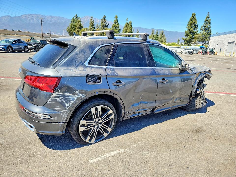 Photo 3 from auction – 2018 AUDI SQ5 with VIN WA1A4AFYXJ2009767