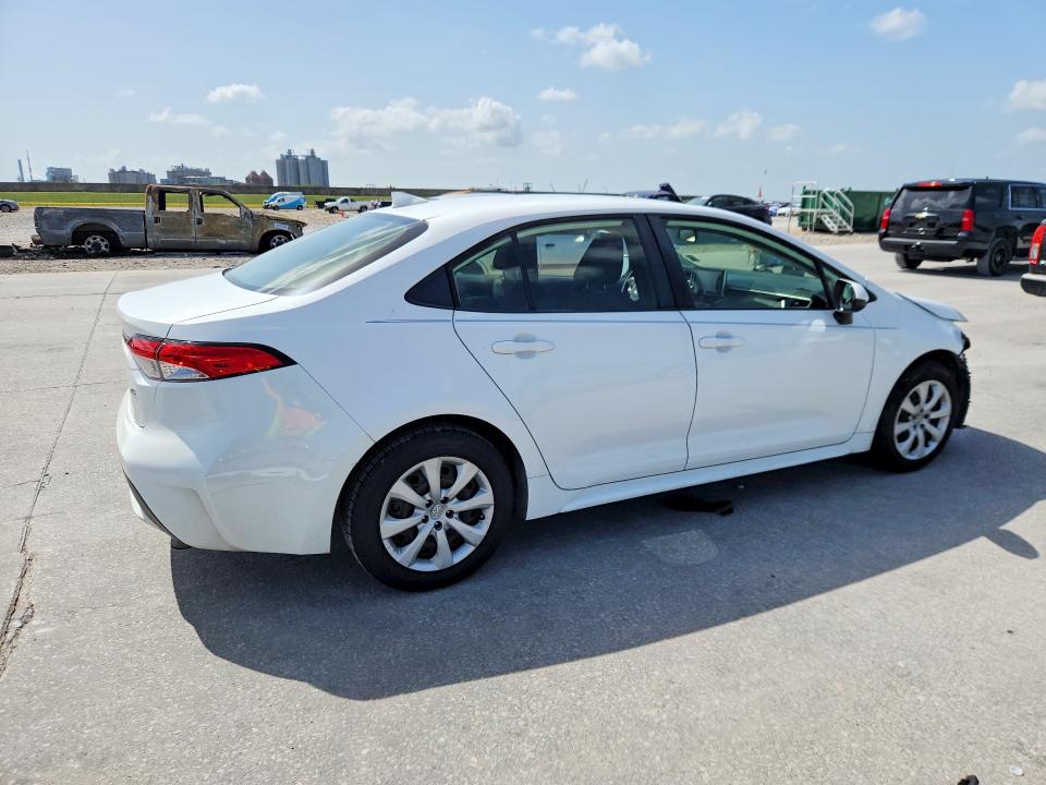 Photo 3 from auction – 2021 TOYOTA COROLLA with VIN JTDEPMAEXMJ152712