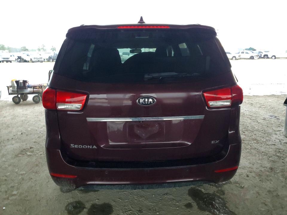 Photo 6 from auction – 2015 KIA SEDONA with VIN KNDMC5C1XF6023592