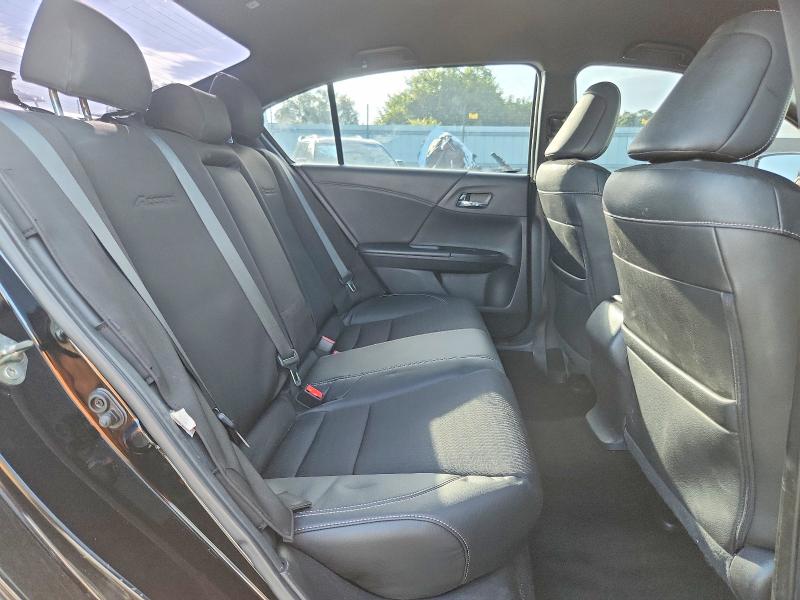 Photo 10 from auction – 2016 HONDA ACCORD with VIN 1HGCR2F53GA093278