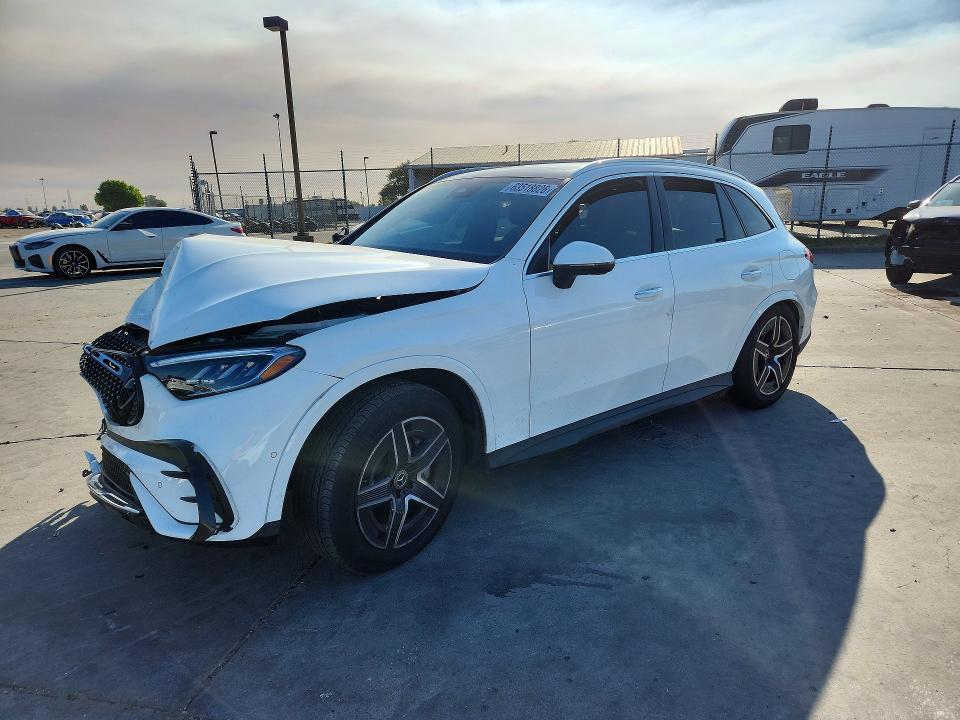 2026 MERCEDES-BENZ GLC - Търг №63518826