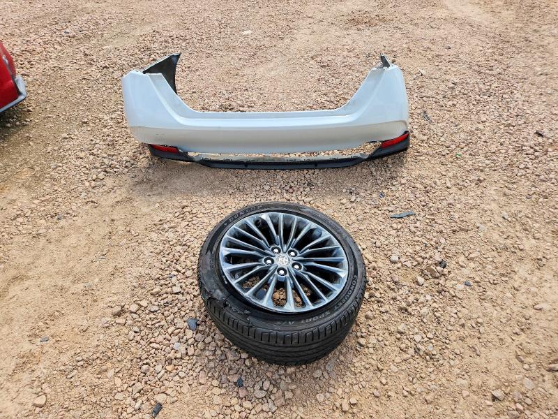 Photo 12 from auction – 2021 TOYOTA AVALON with VIN 4T1EA1AB5MU003155
