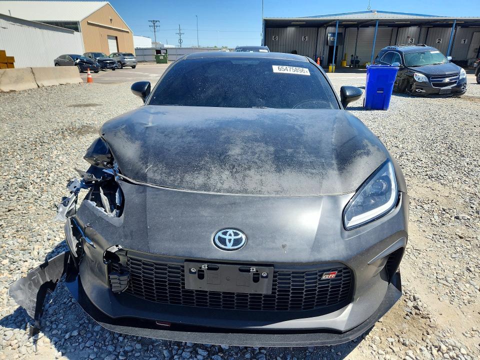 Photo 5 from auction – 2023 TOYOTA GR 86 with VIN JF1ZNBF16P8760536