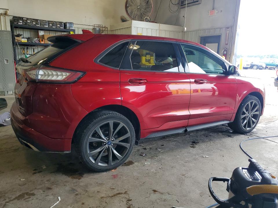 Photo 3 from auction – 2018 FORD EDGE with VIN 2FMPK4AP0JBC62737