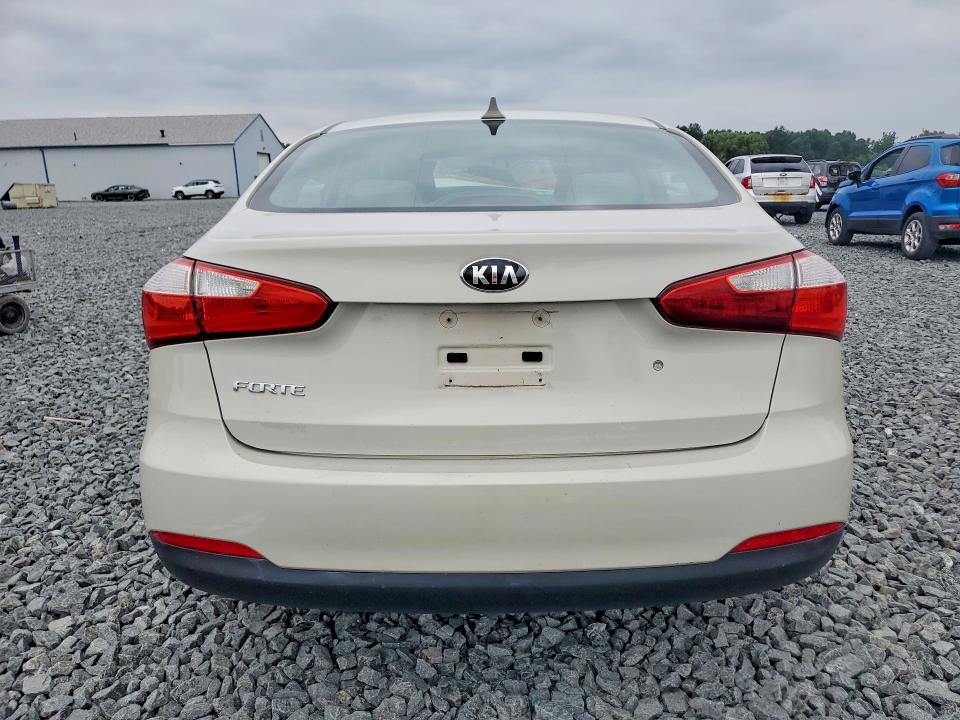 Photo 6 from auction – 2015 KIA FORTE with VIN KNAFK4A66F5292972