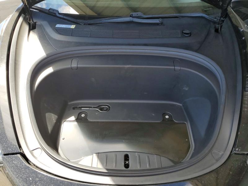 Photo 11 from auction – 2018 TESLA MODEL 3 with VIN 5YJ3E1EA4JF075857