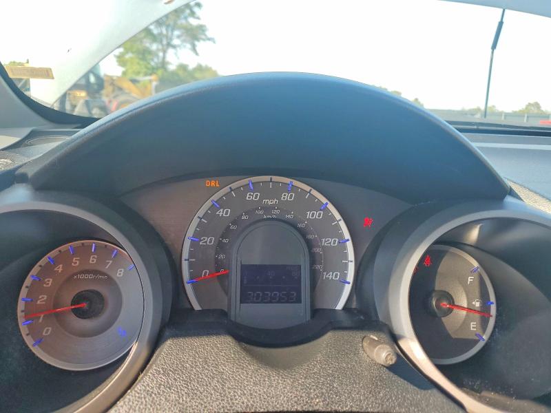 Photo 9 from auction – 2010 HONDA FIT with VIN JHMGE8H23AC030046