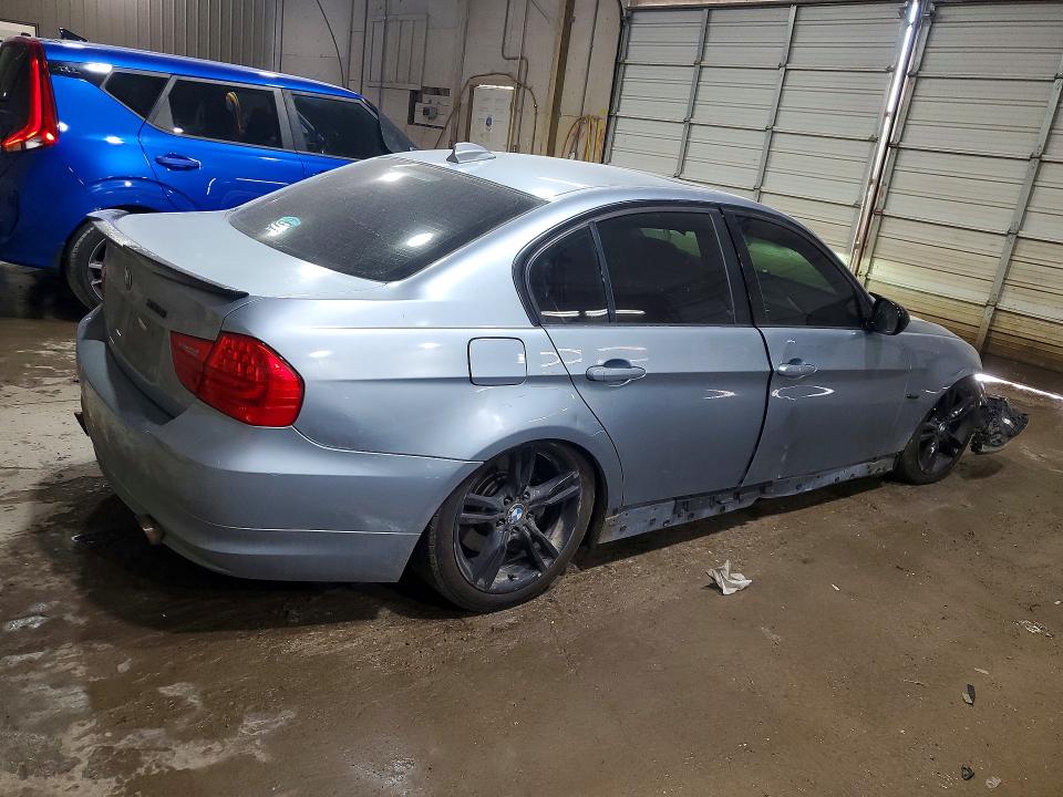 Photo 3 from auction – 2009 BMW 335 with VIN WBAPM73559E191690