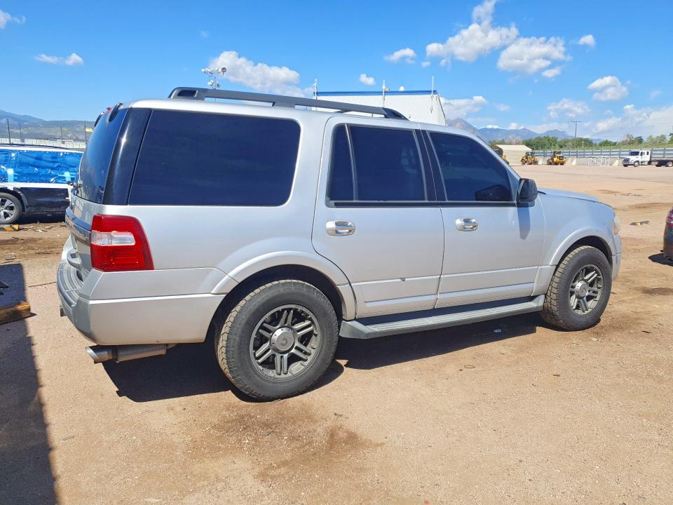 Photo 3 from auction – 2015 FORD EXPEDITION with VIN 1FMJU1JT8FEF04746
