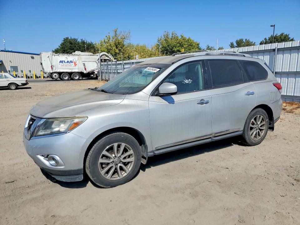 NISSAN PATHFINDER 2016 with VIN 5N1AR2MM7GC610047 - Photo from auction