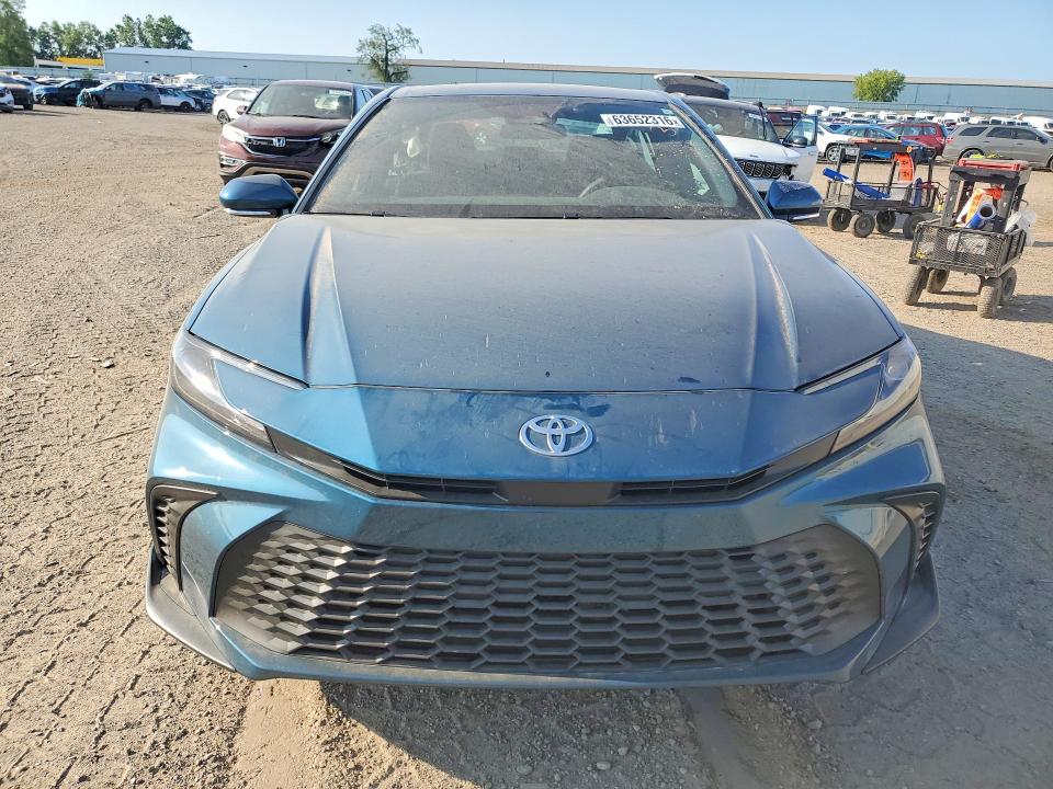 Photo 5 from auction – 2026 TOYOTA CAMRY with VIN 4T1DBADK3TU561881