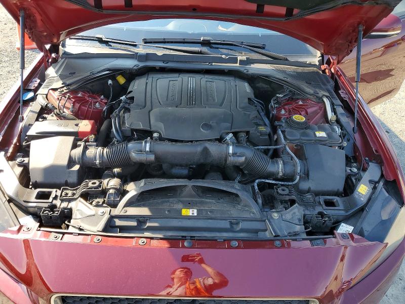 Photo 11 from auction – 2017 JAGUAR XE with VIN SAJAJ4BV8HA964211