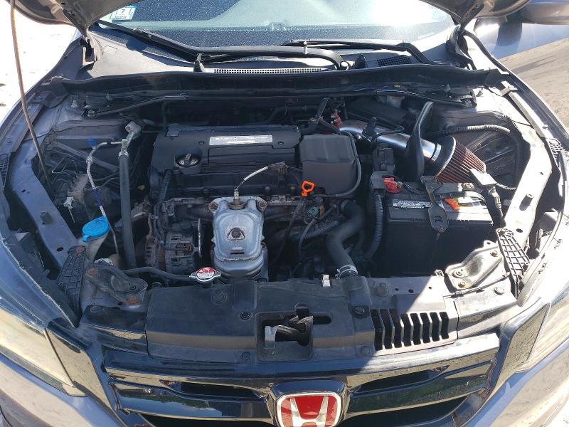 Photo 11 from auction – 2015 HONDA ACCORD with VIN 1HGCR2E50FA170768