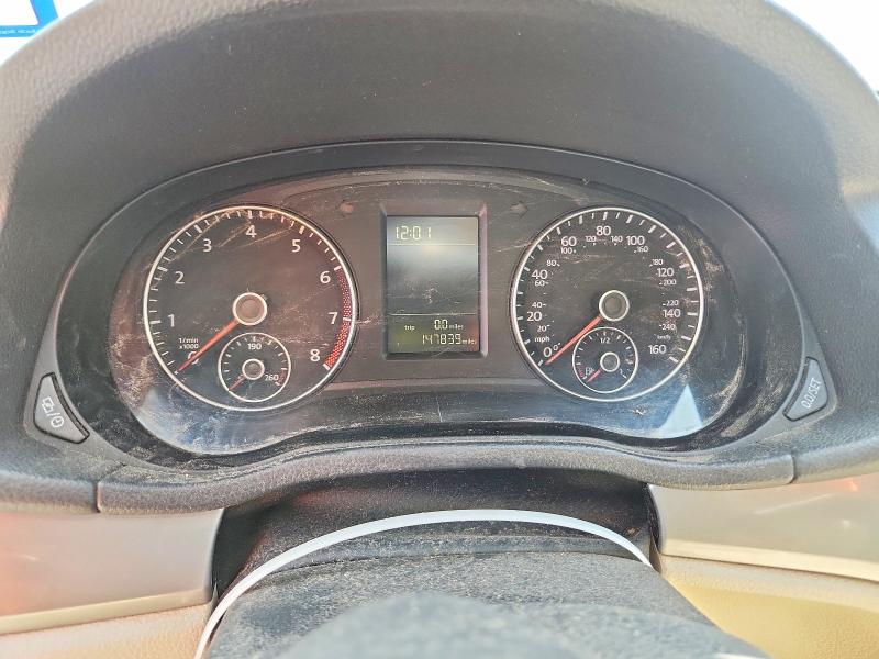 Photo 9 from auction – 2015 VOLKSWAGEN PASSAT with VIN 1VWAS7A37FC080840