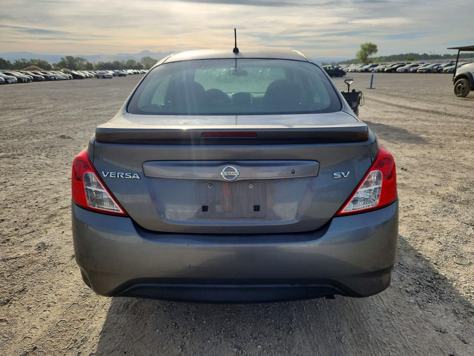 Photo 6 from auction – 2018 NISSAN VERSA with VIN 3N1CN7AP2JL813169