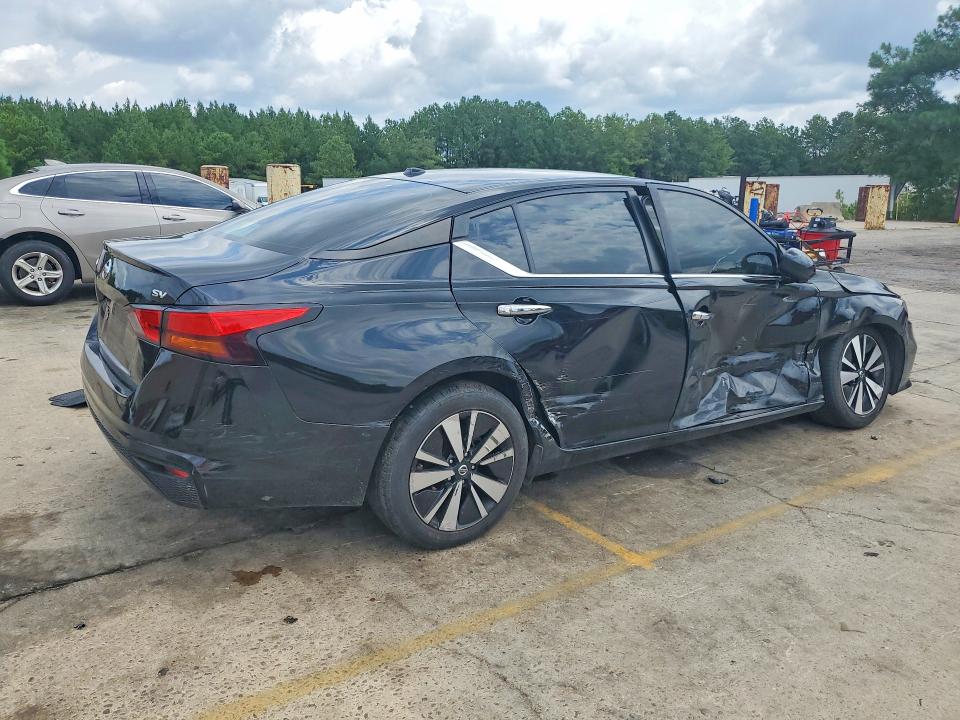 Photo 3 from auction – 2022 NISSAN ALTIMA with VIN 1N4BL4DV5NN371670