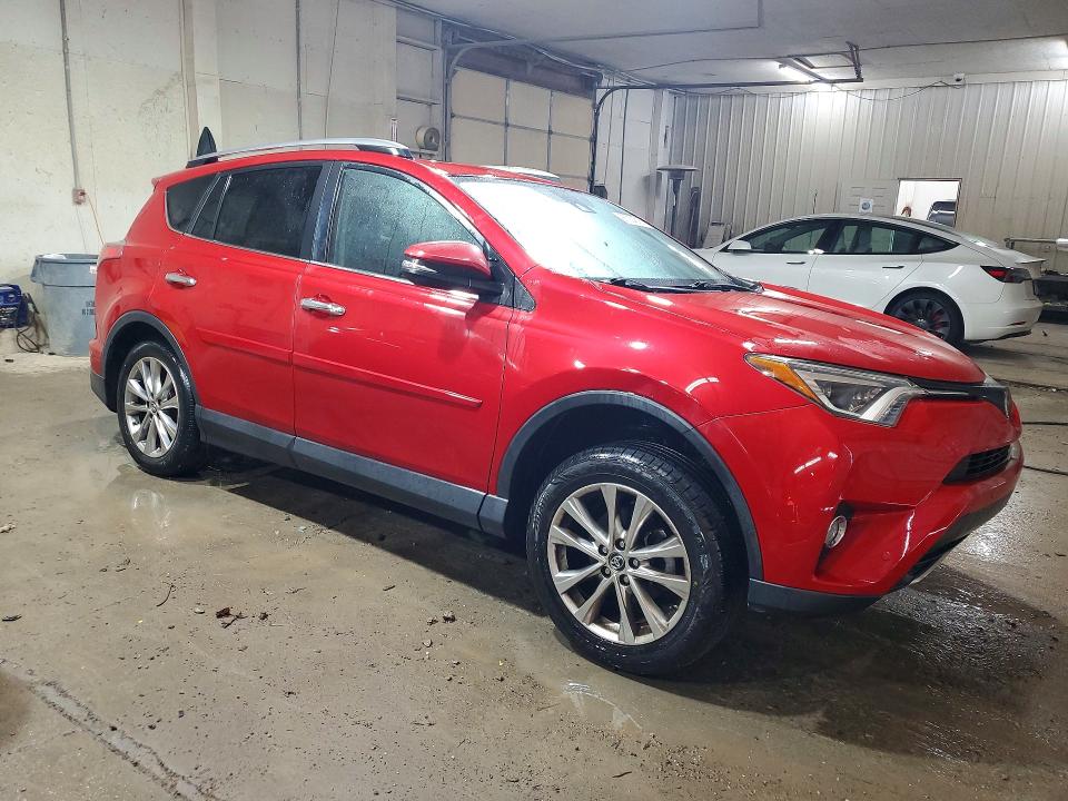 Photo 4 from auction – 2017 TOYOTA RAV4 with VIN 2T3DFREV6HW558368